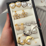 Simple pearl heart earrings
