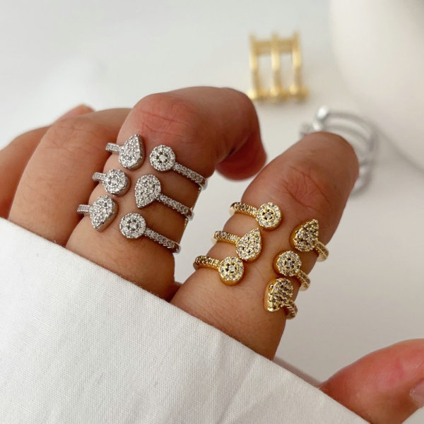 Pave zircon fashion ring
