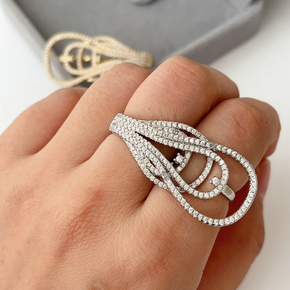 Pave zircon twist ring