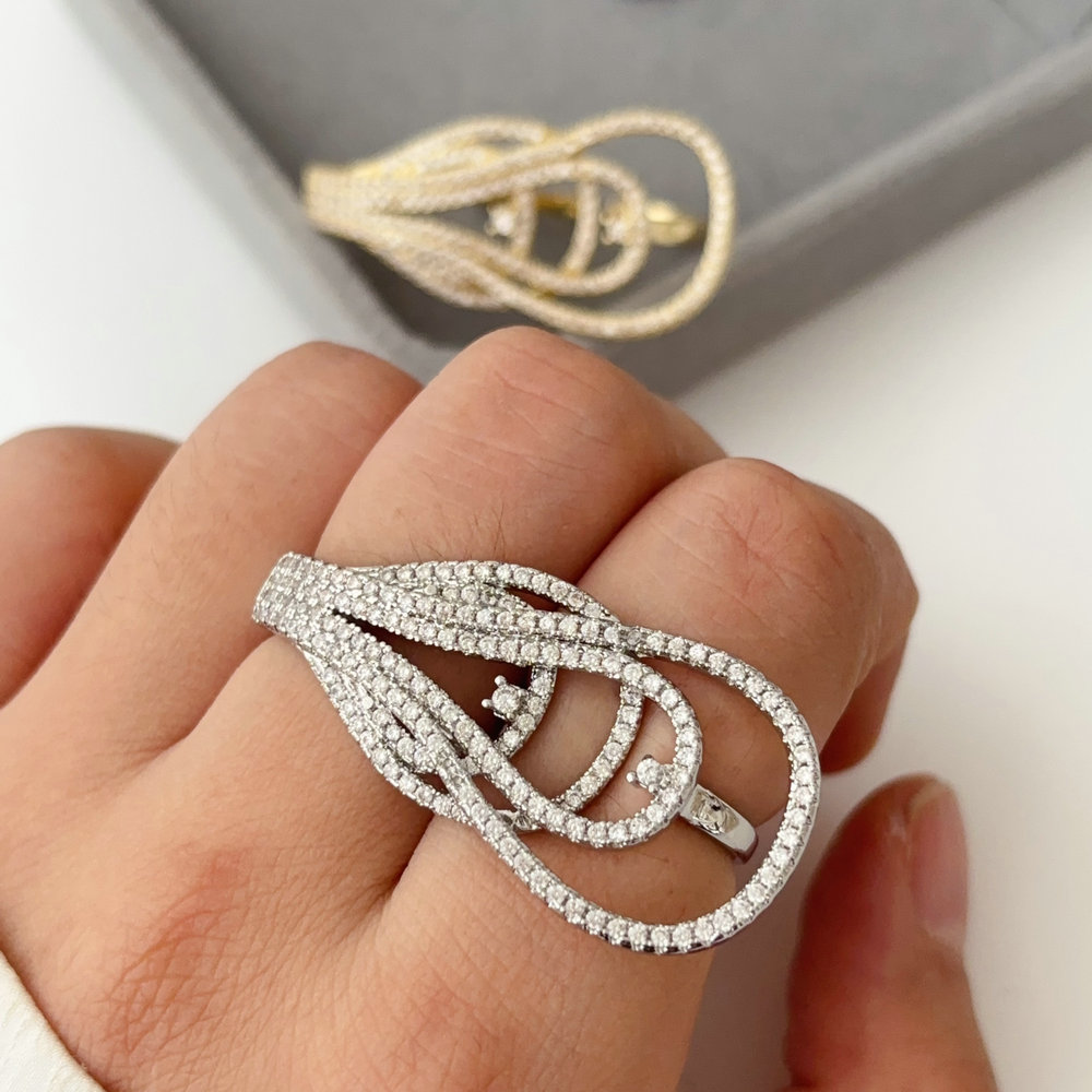 Pave zircon twist ring
