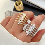 Pave zircon leaf ring