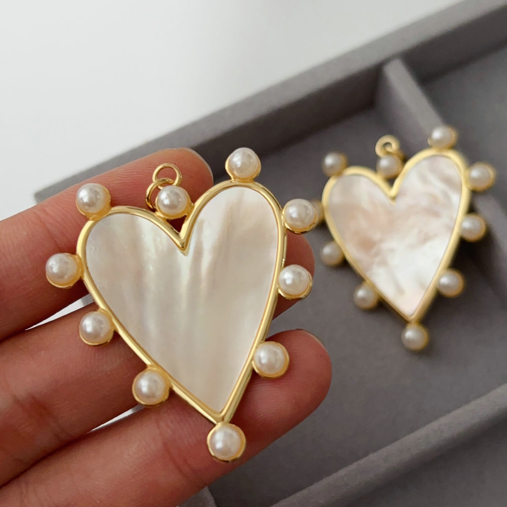 Pearl heart pendant