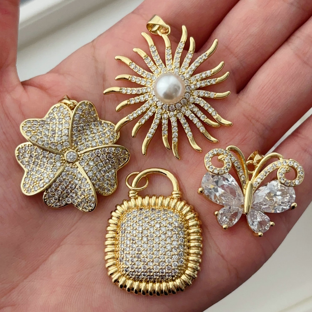 Pave zircon sunflower pendant