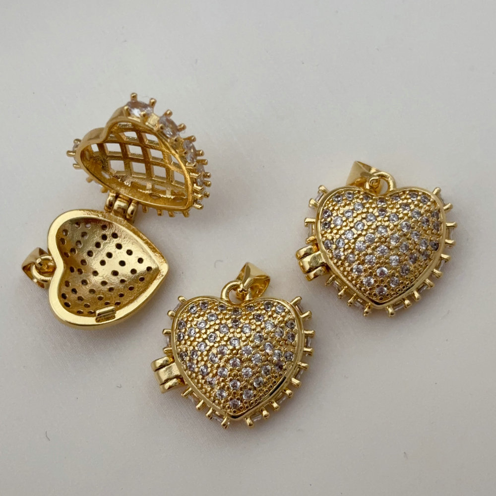 Pave zircon heart charm