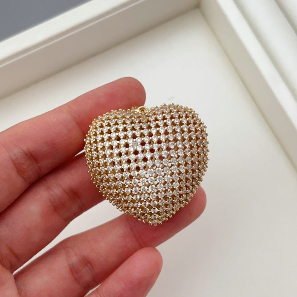 Pave zircon heart pendant