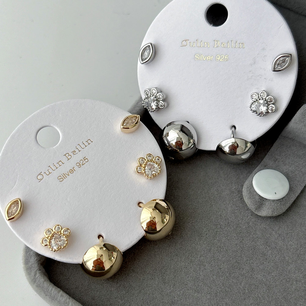 Set ball earrings