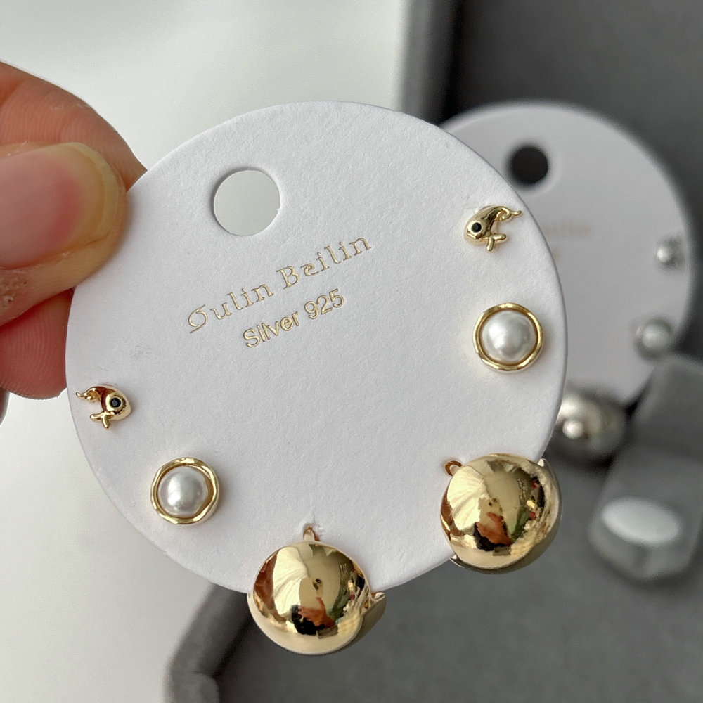 Set ball earrings