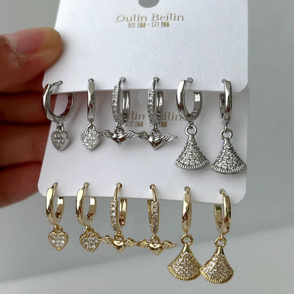 Set charm earrings