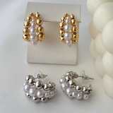 Fan earrings