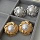 Flower pearl earrings