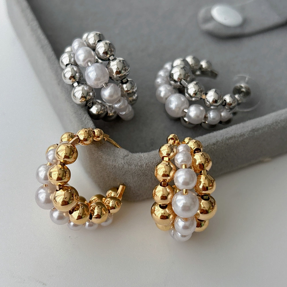 Fan earrings