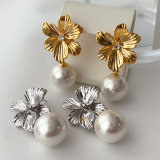 flower pearl earrings