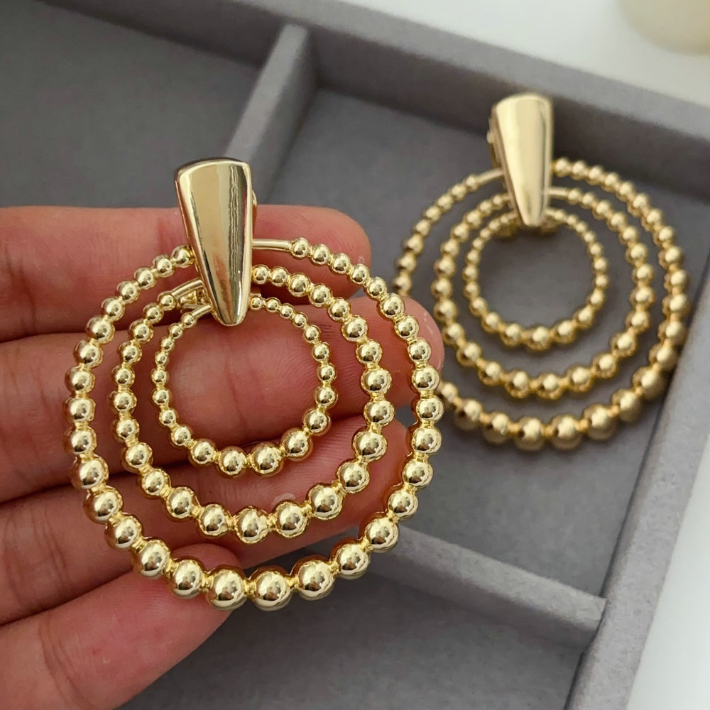 Metal circle earrings