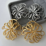 Chunky metal flower earrings