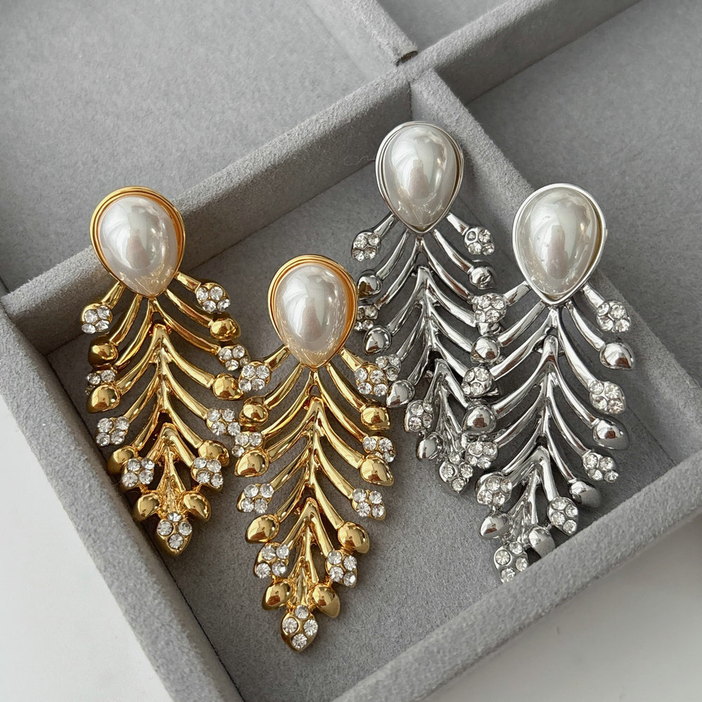 Leaf earrings