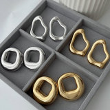 Metal square earrings