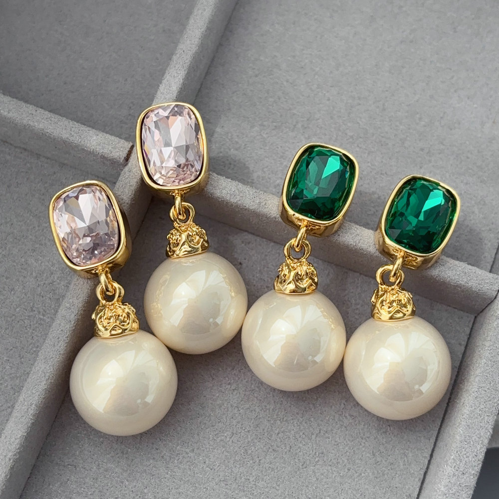 Pearl earrings