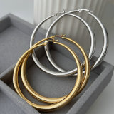 Chunky metal circle hoop