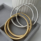 Chunky metal circle hoop