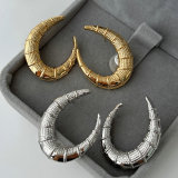 Metal s shape earrings