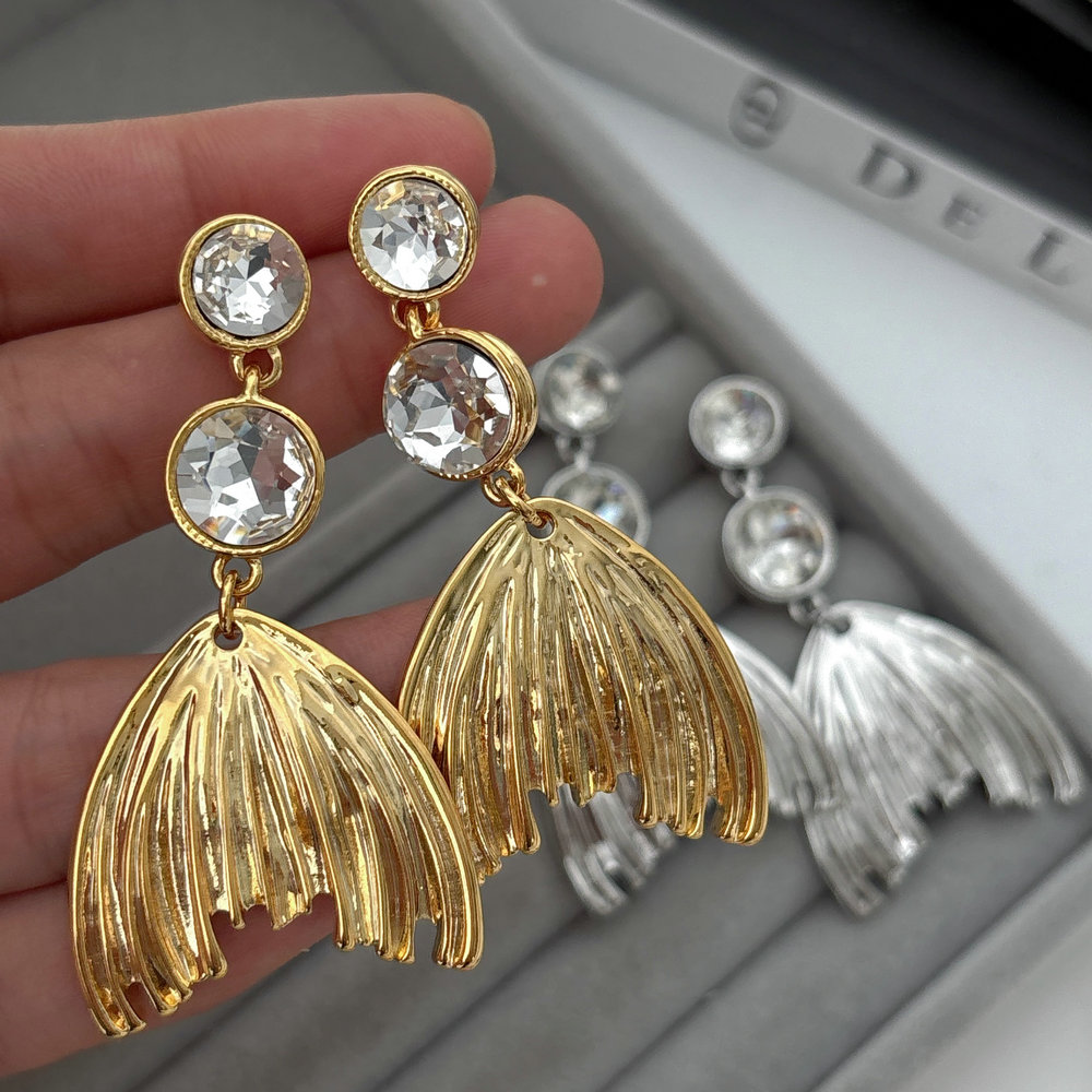Metal fish tail earrings
