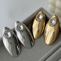 Chunky metal earrings