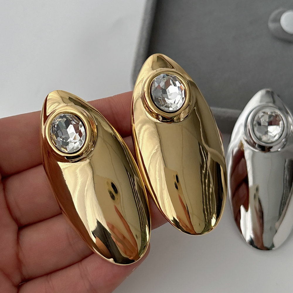 Chunky metal earrings