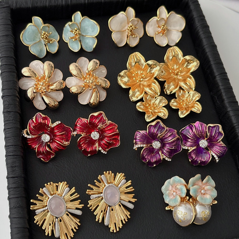Flower earrings
