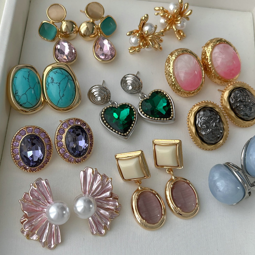 Fashion earrings