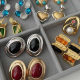 Fashion earrings