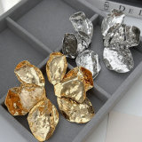 Metal chunky leaf earrings