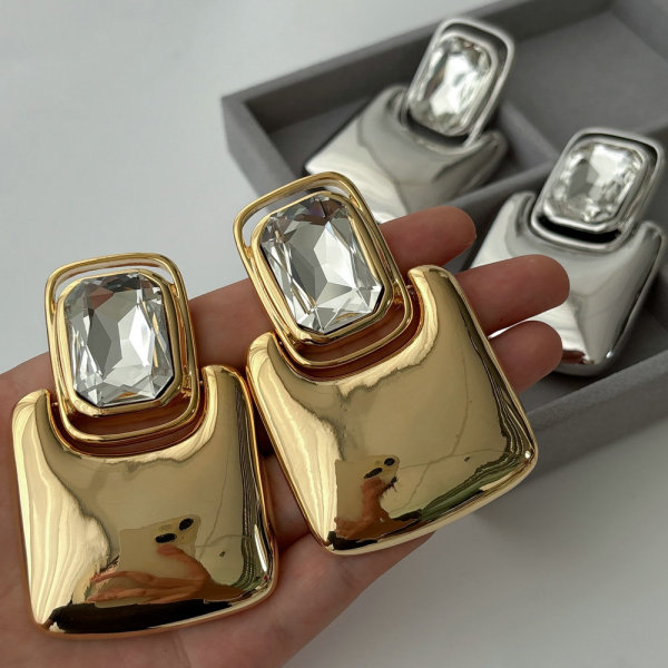 Chunky metal sqaure earrings