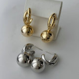 Ball earrings