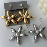 Metal flower earrings