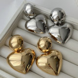 Metal chunky heart earrings