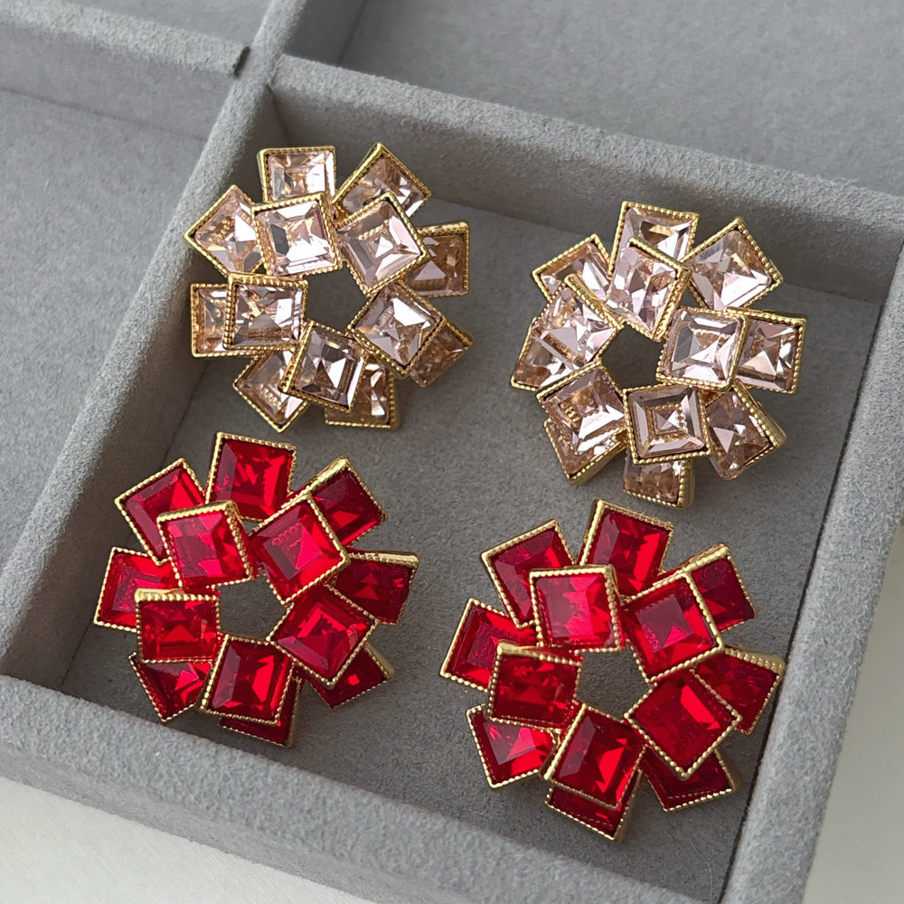 Crystal flower earrings