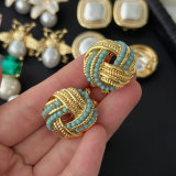 Flower bee earrings