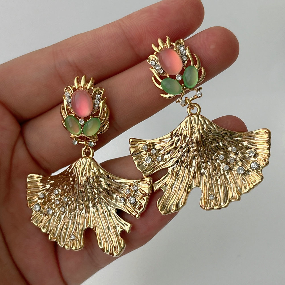 Leaf earrings