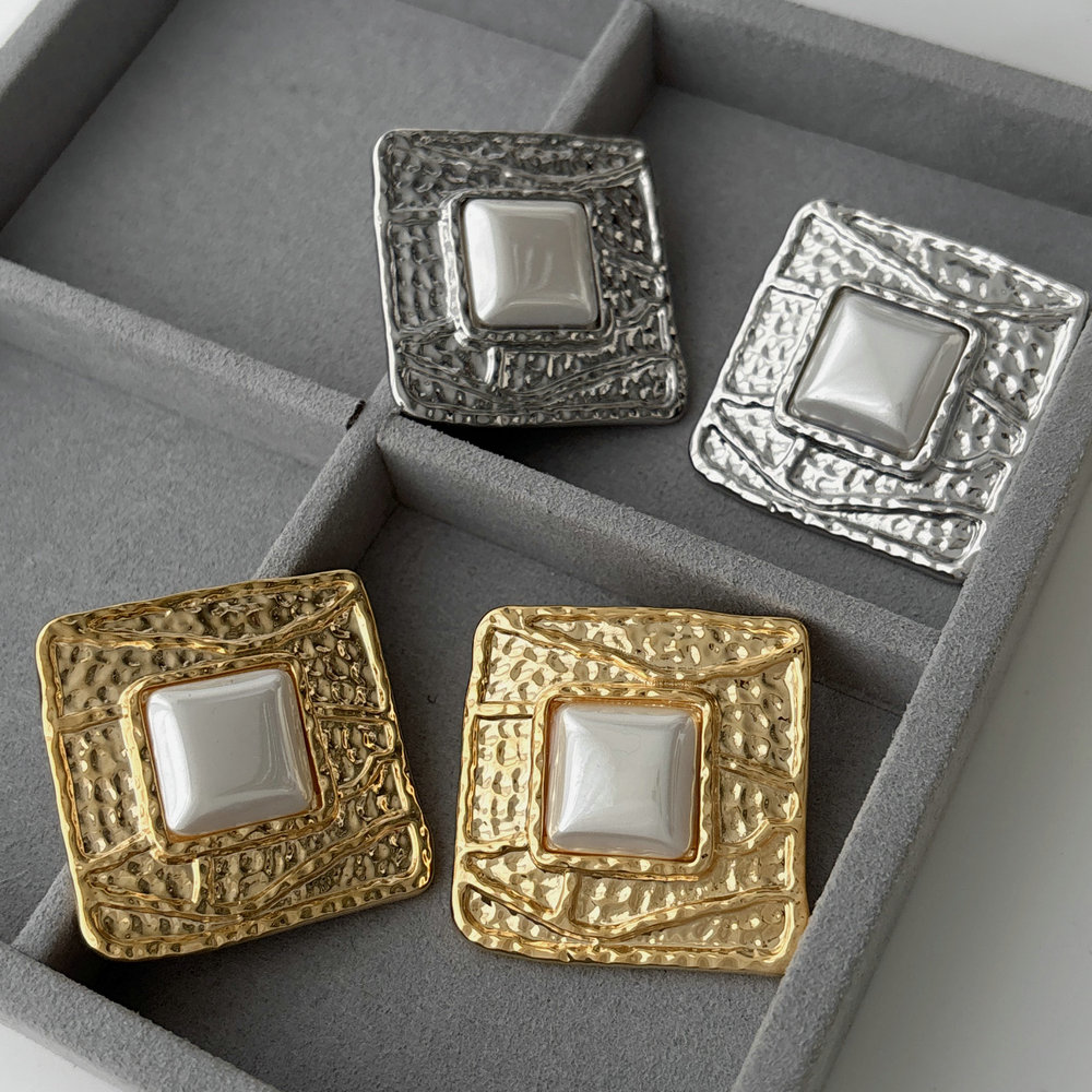 Metal chunky square earrings