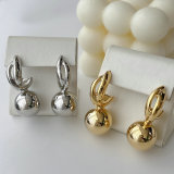 Ball earrings