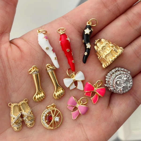 Enamel Chili  charm