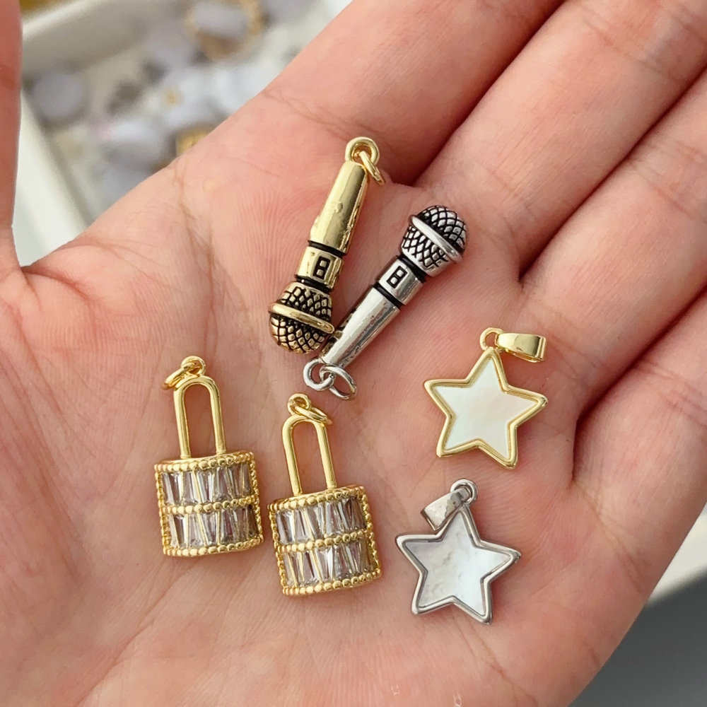 Diy star charm