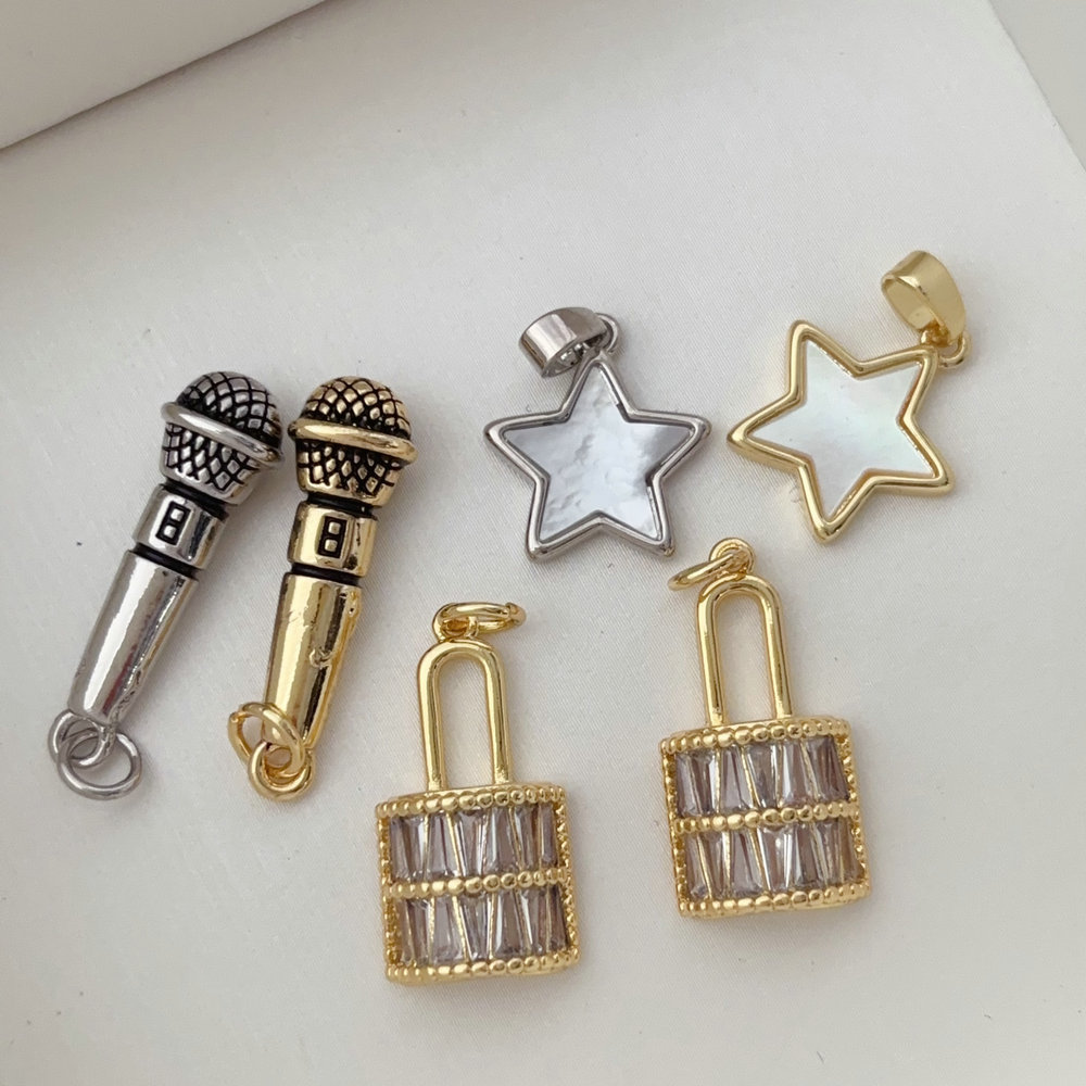Diy star charm