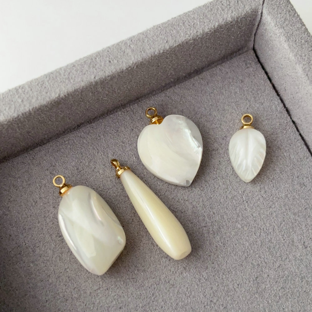 Nature shell charm