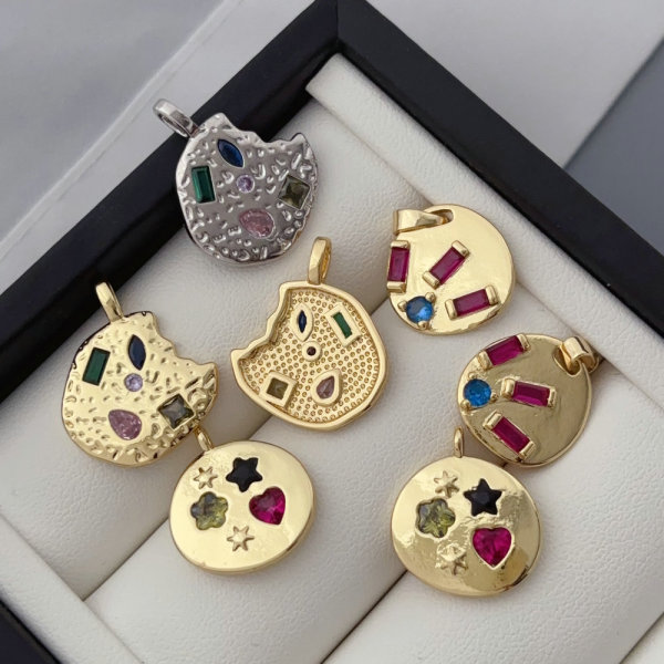 Pave diy charm