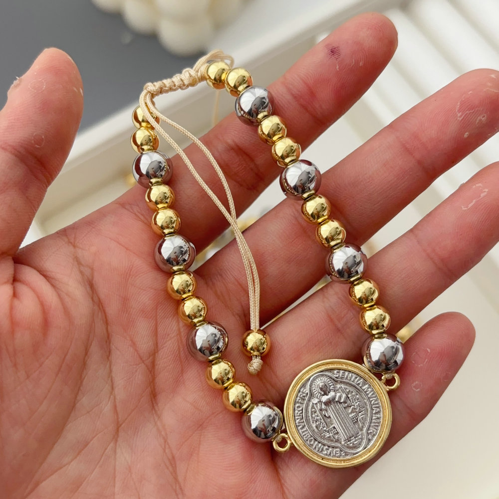 Handmade beaded bracelet