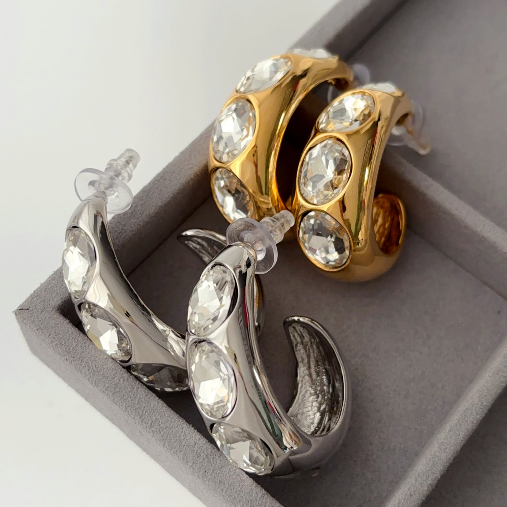 Metal chunky hoop