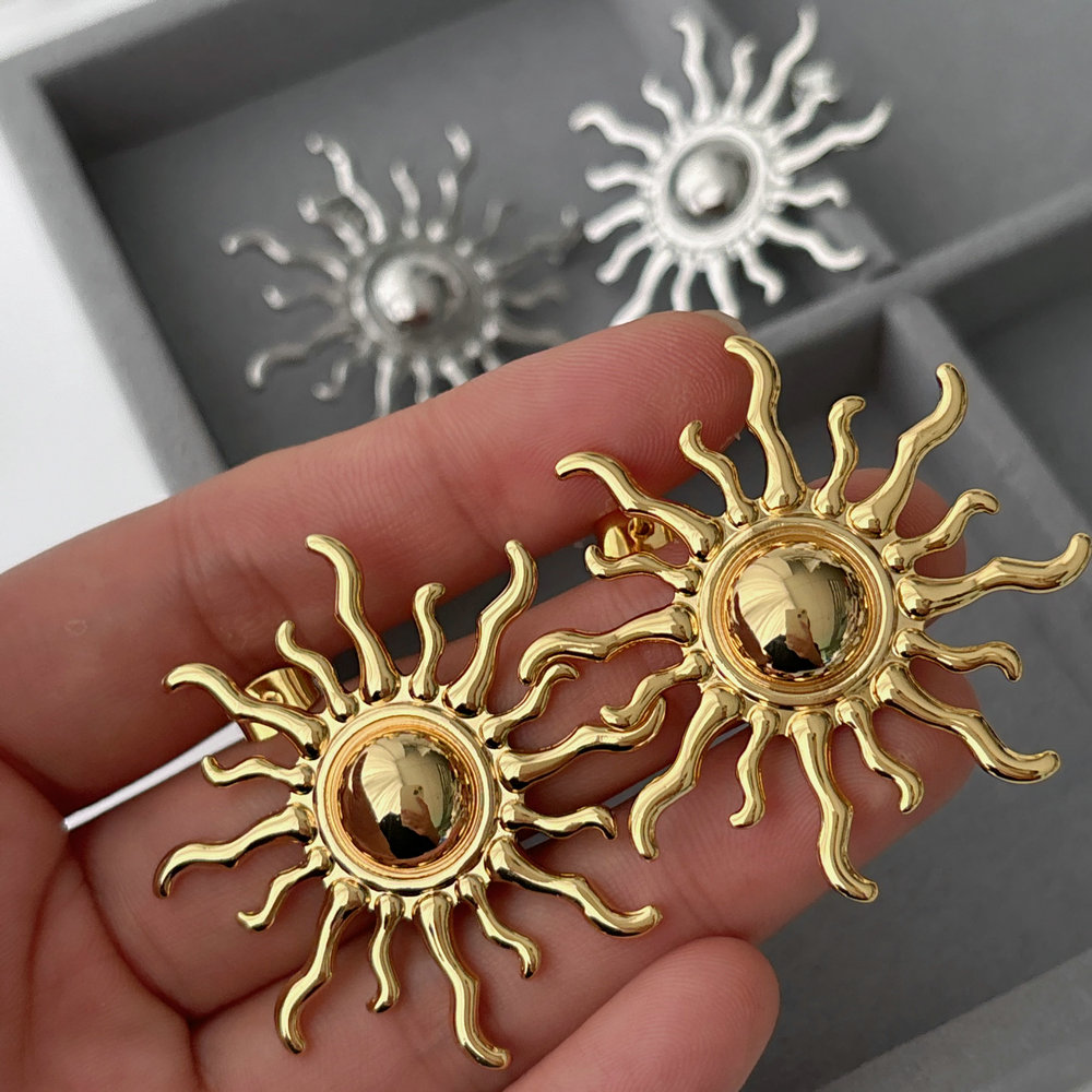 Metal sunflower earrings