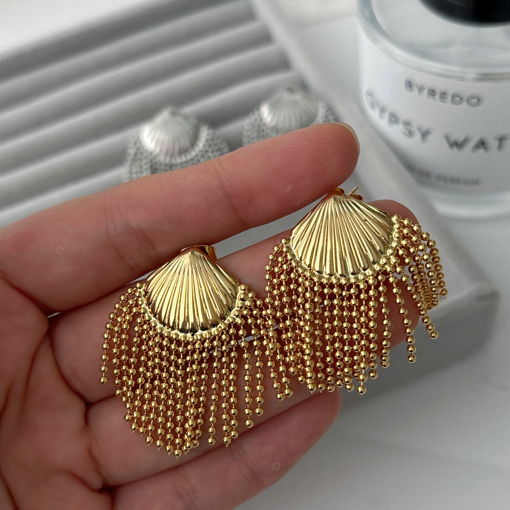Shell beaded tassel earrings