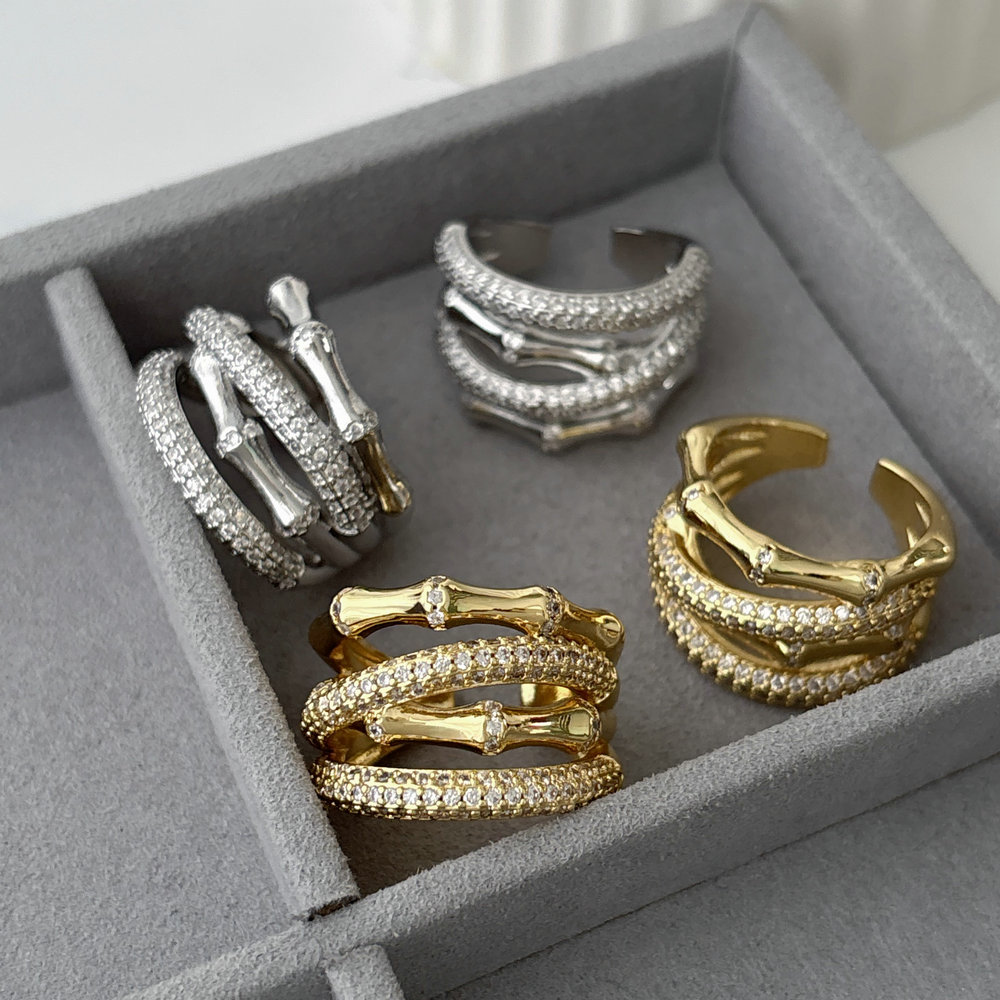 Pave zircon twist ring